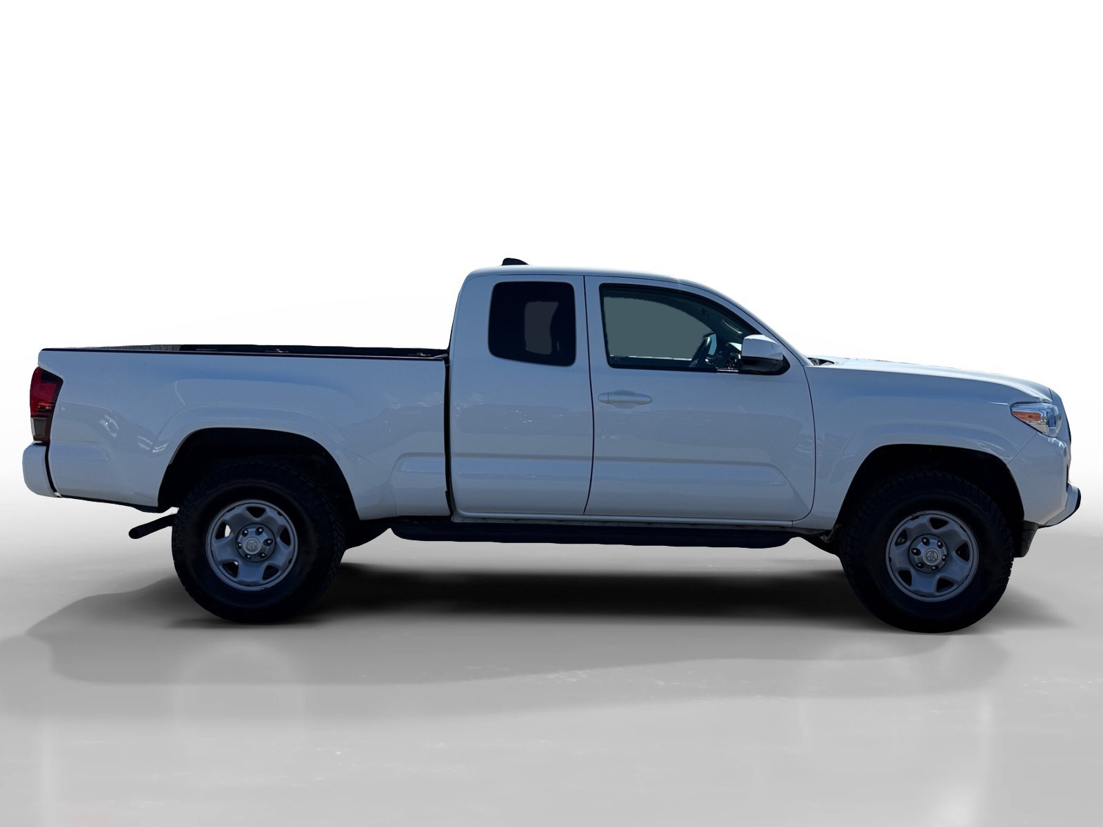 Used 2023 Toyota Tacoma SR AWD/4WD image 6