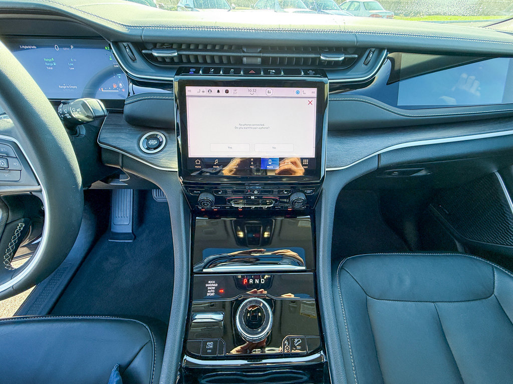 Used 2022 Jeep Grand Cherokee Limited 4xe image 15