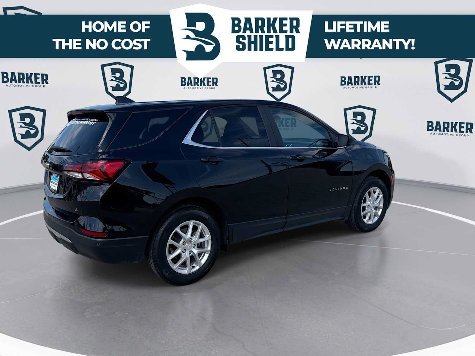 Used 2024 Chevrolet Equinox LT w/ LPO, Floor Liner Package FWD image 9