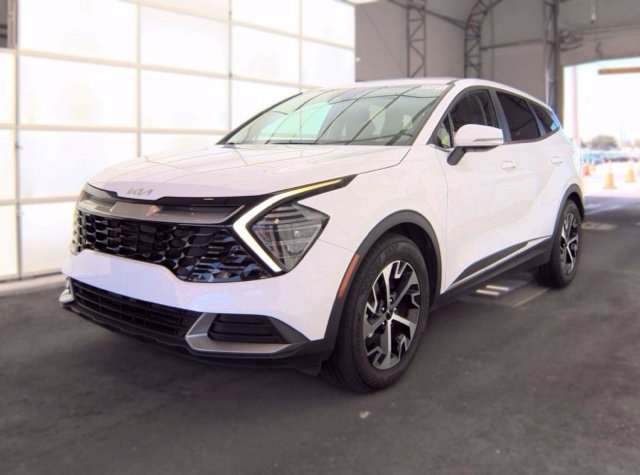 Certified 2025 Kia Sportage EX FWD image 1