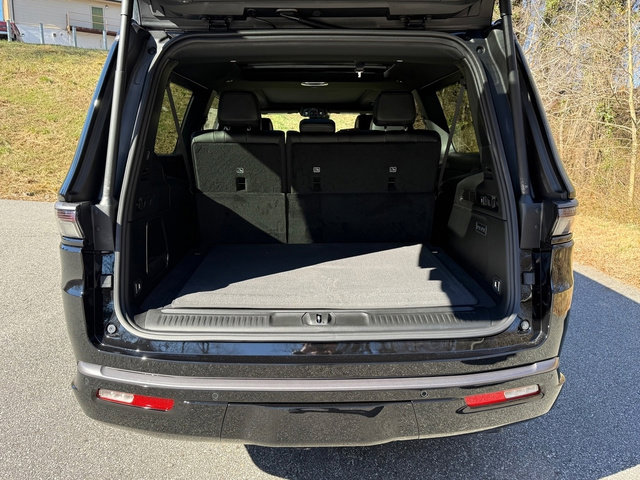 New 2026 Jeep Grand Wagoneer L Limited w/ Premium Group II image 22