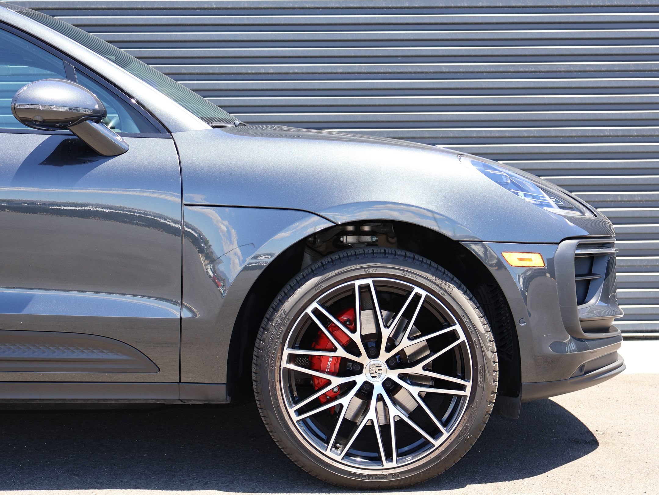 Used 2023 Porsche Macan S AWD/4WD image 22