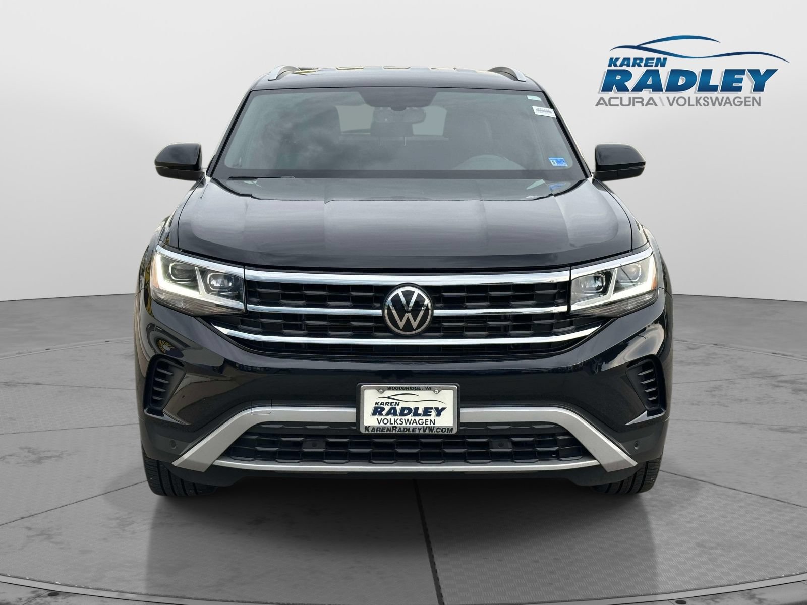Certified 2020 Volkswagen Atlas Cross Sport SE w/ Towing Package AWD/4WD image 6
