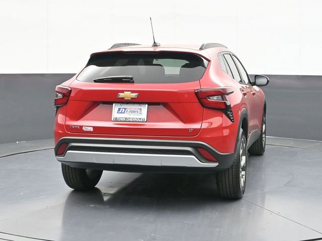New 2026 Chevrolet Trax LT w/ Driver Confidence Package FWD image 10