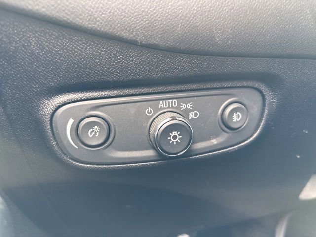 Used 2018 Chevrolet Equinox Premier AWD/4WD image 17
