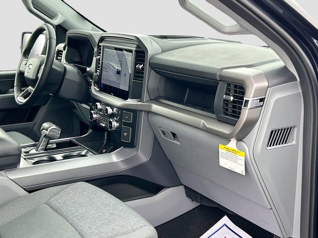 New 2025 Ford F150 Lightning XLT image 30