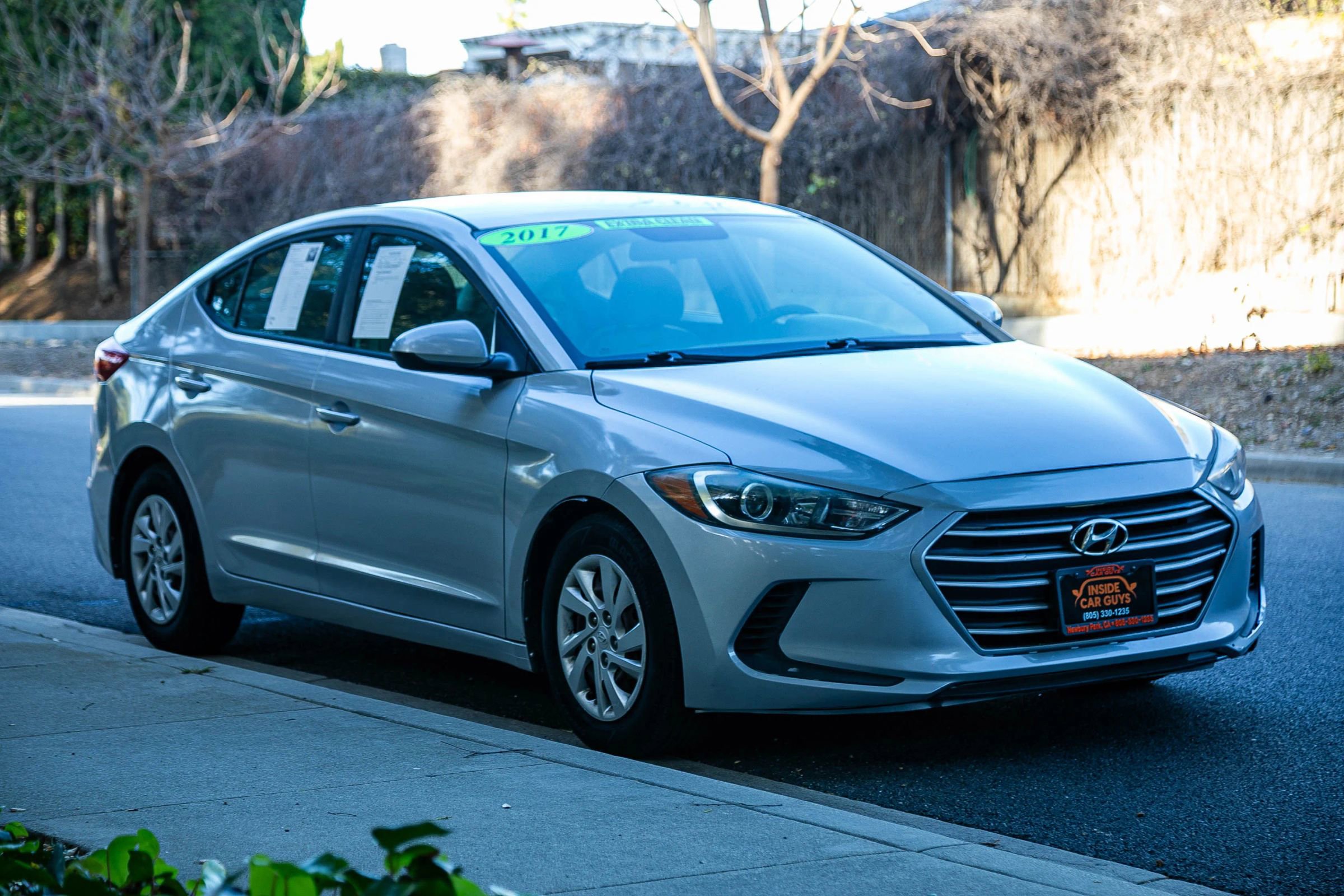 Used 2017 Hyundai Elantra SE image 3