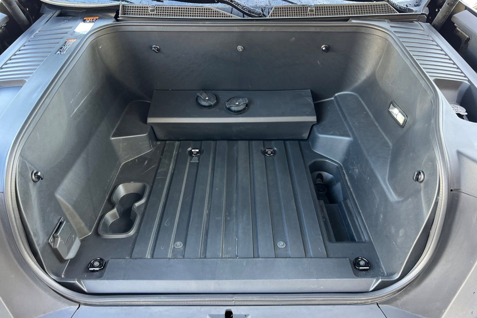 Used 2026 GMC Sierra EV Elevation w/ LPO, Elevation Dark Package image 24