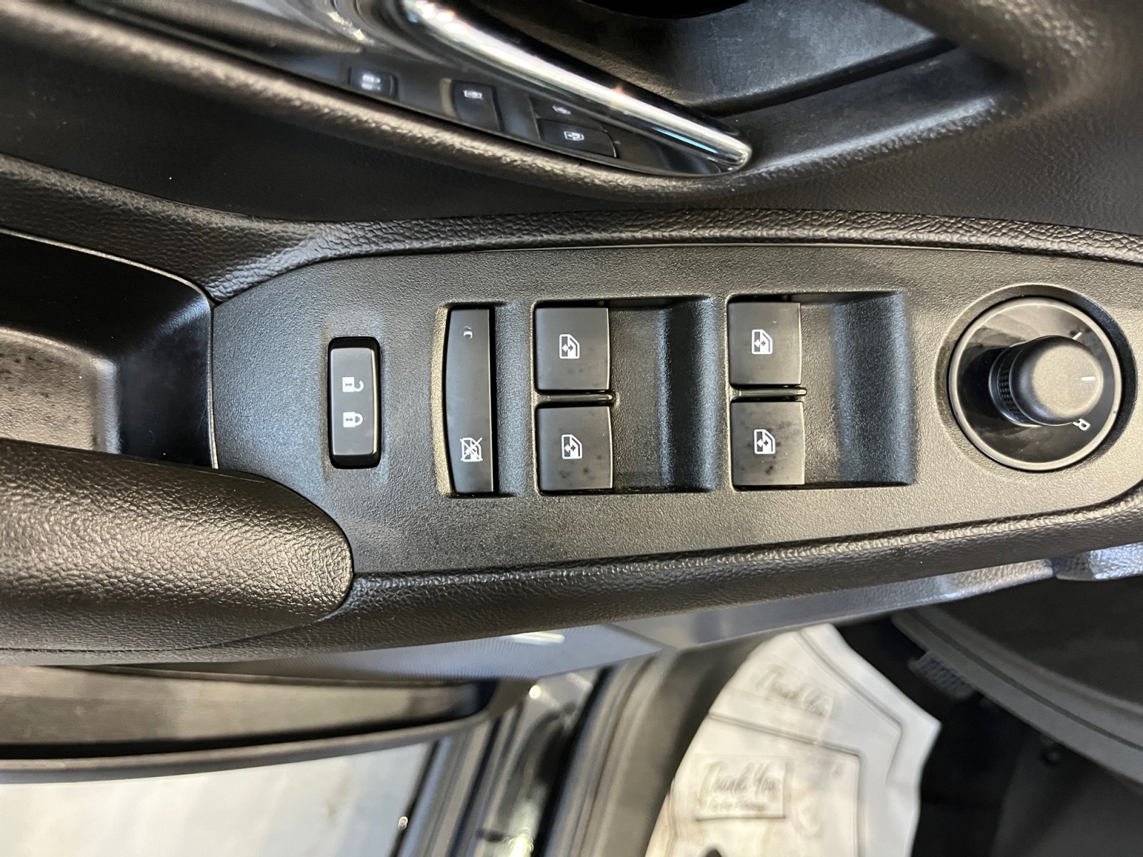 Used 2018 Chevrolet Trax LT w/ Sun & Sound Package image 13