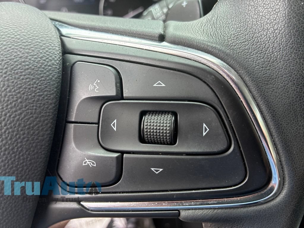 Used 2023 Buick Envision Preferred FWD image 31