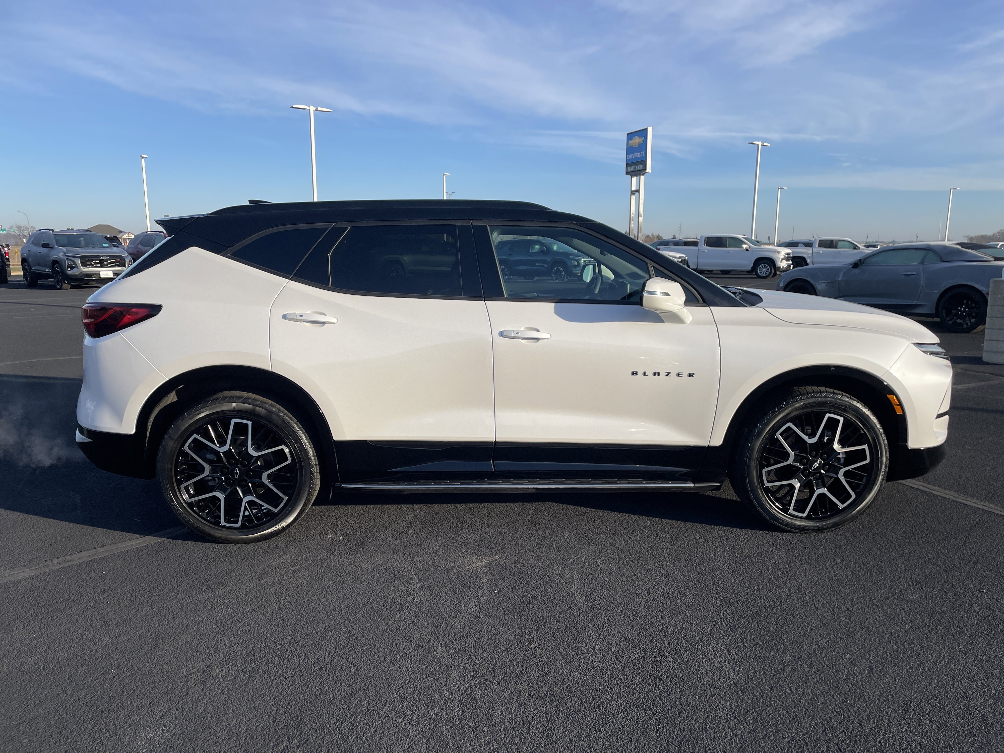 Certified 2024 Chevrolet Blazer RS w/ Driver Confidence II Package image 6