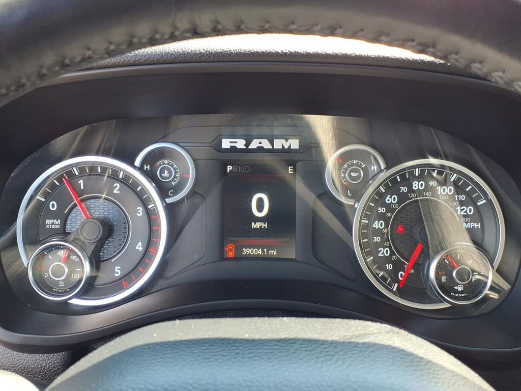 Used 2024 RAM 2500 Big Horn w/ Off Road Package AWD/4WD image 6