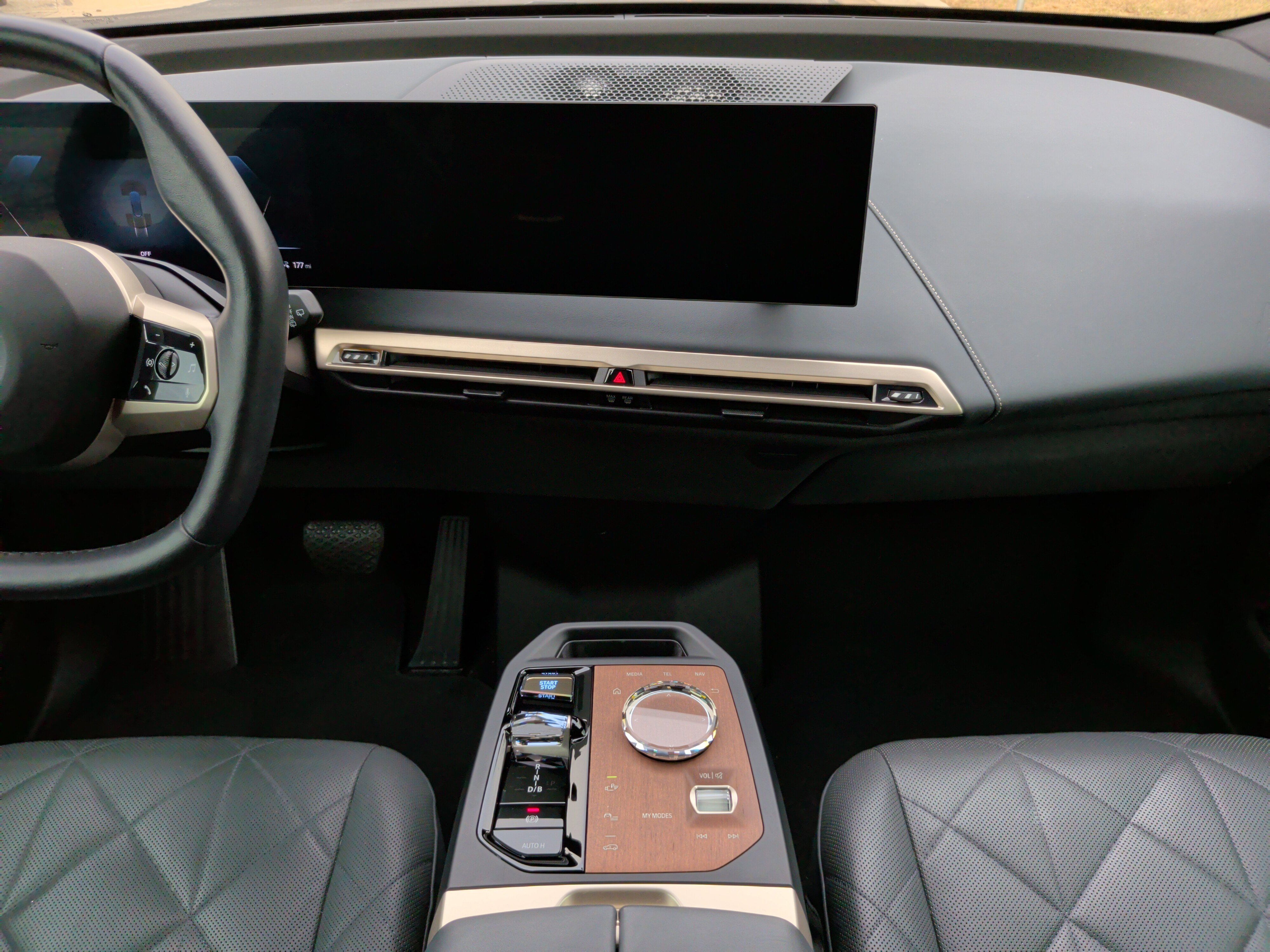 Certified 2023 BMW iX M60 w/ Executive Package image 32