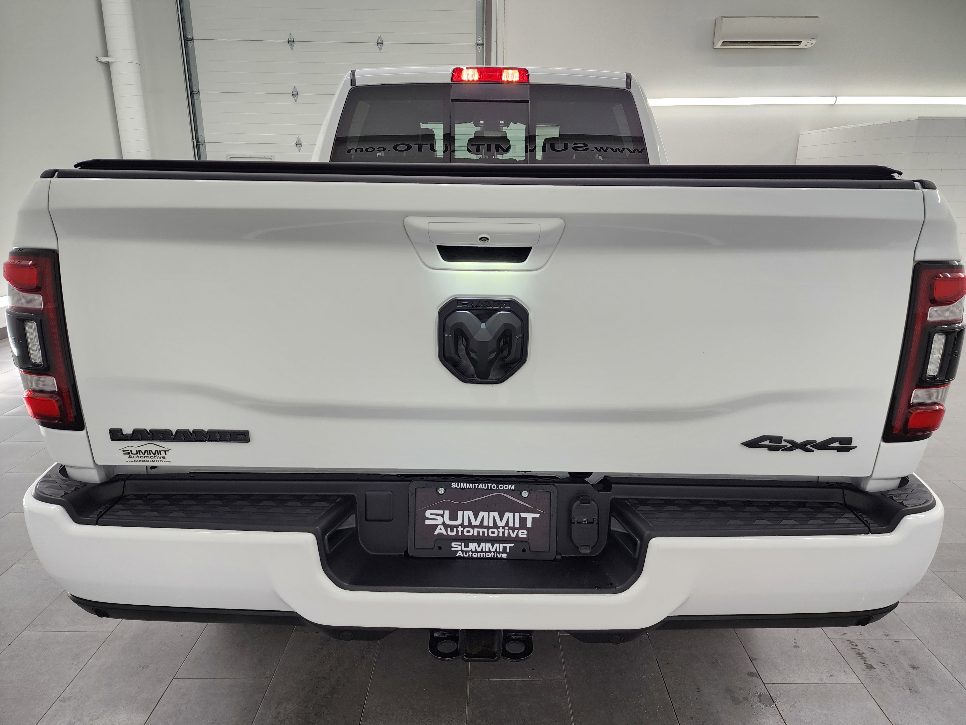 Used 2024 RAM 2500 Laramie w/ Night Edition image 30