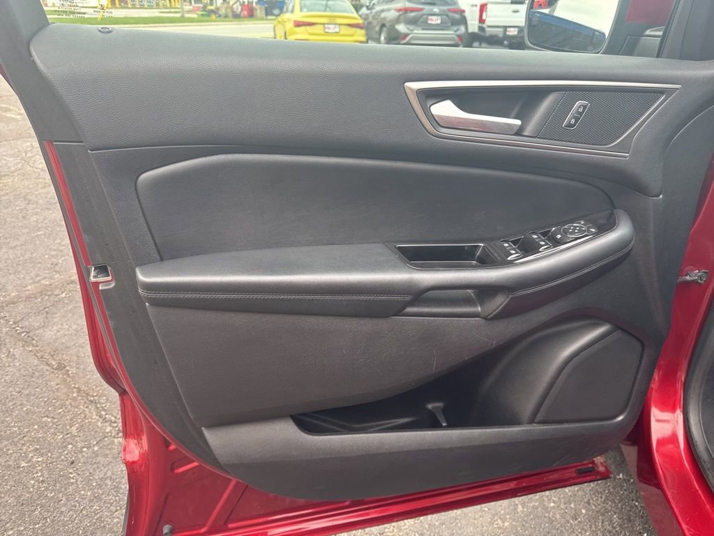 Used 2015 Ford Edge SEL w/ Equipment Group 201A image 14