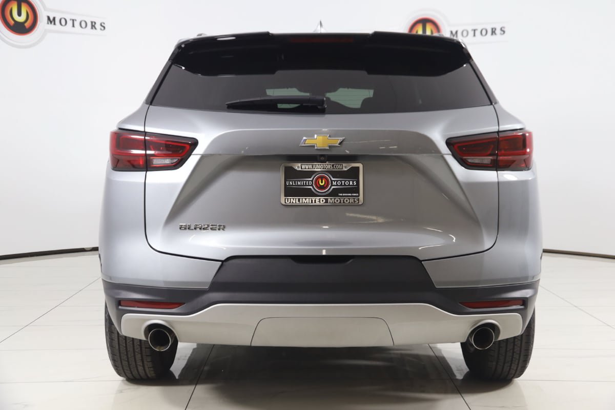 Used 2024 Chevrolet Blazer LT w/ Convenience Package FWD image 42