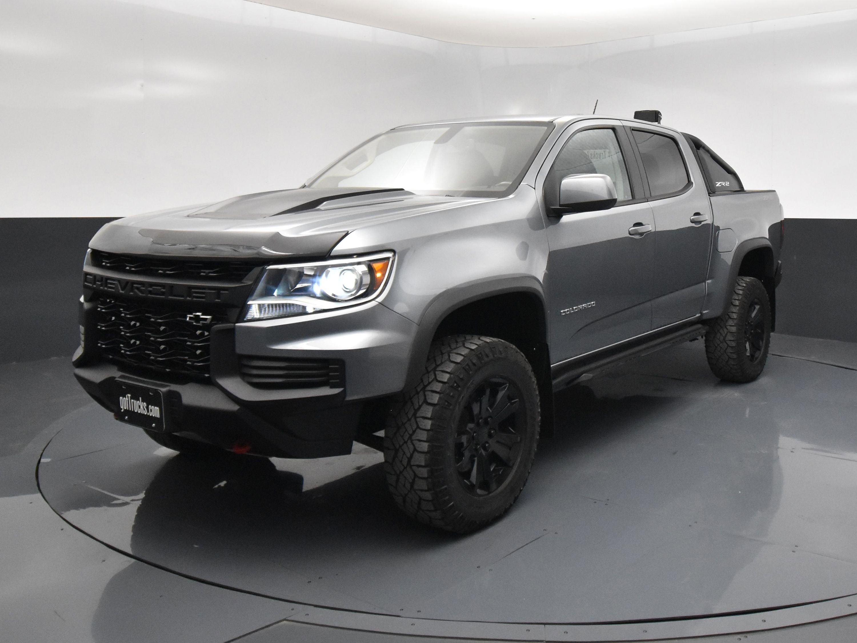 Used 2022 Chevrolet Colorado ZR2 w/ ZR2 Dusk Special Edition AWD/4WD image 2