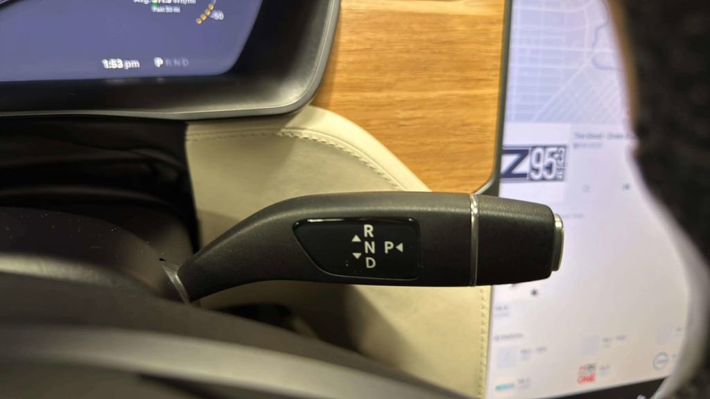 Used 2019 Tesla Model X 75D AWD/4WD image 27