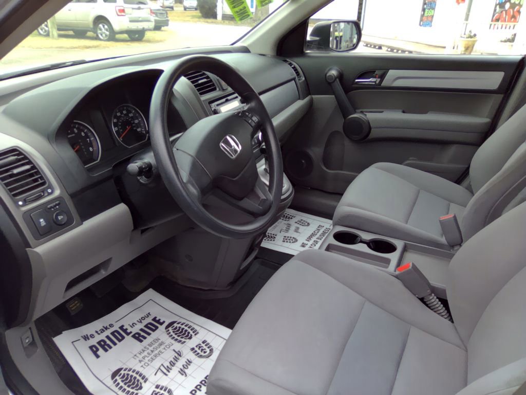 Used 2011 Honda CR-V LX image 17