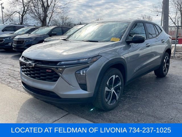 Certified 2024 Chevrolet Trax RS image 1