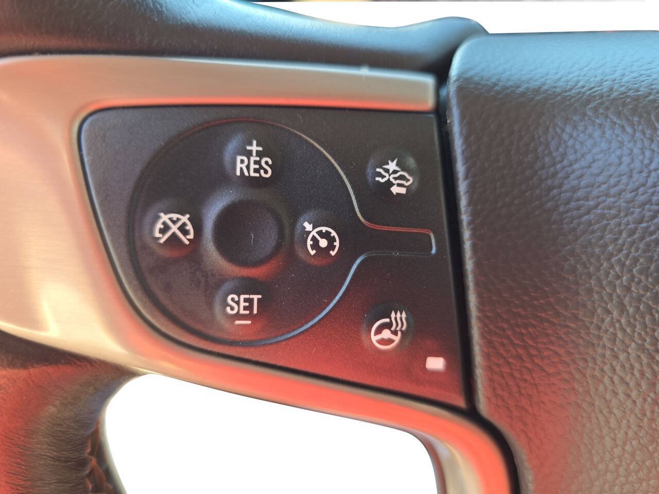 Used 2015 GMC Yukon Denali AWD/4WD image 32