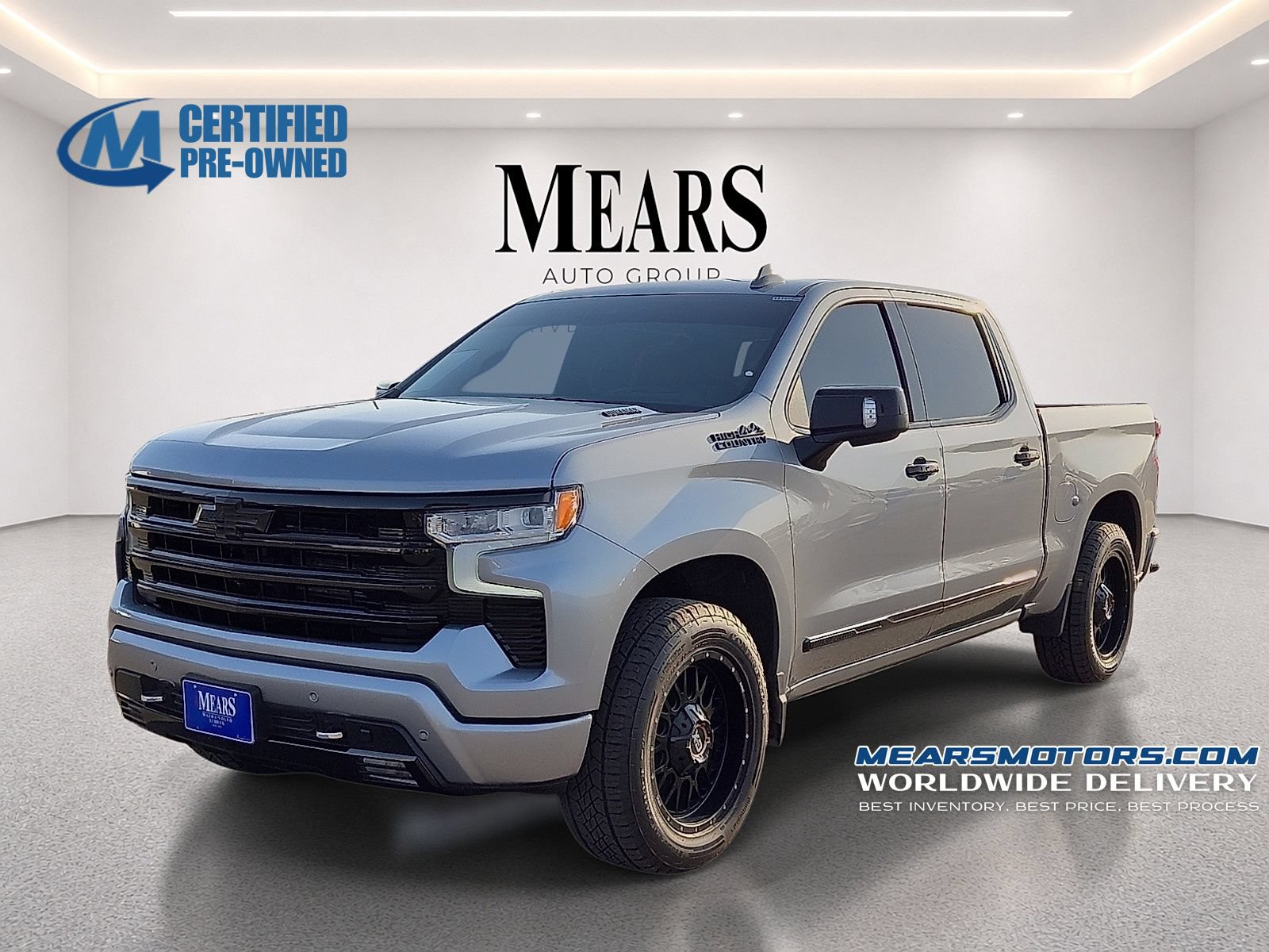 Used 2024 Chevrolet Silverado 1500 High Country w/ Technology Package AWD/4WD image 1