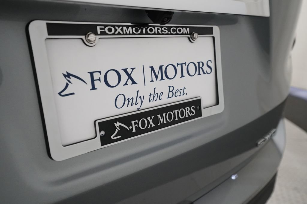 Used 2024 GMC Terrain SLE w/ Driver Convenience Package image 37