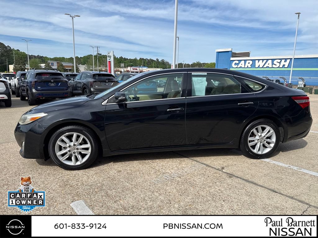 Used 2014 Toyota Avalon XLE Premium image 12