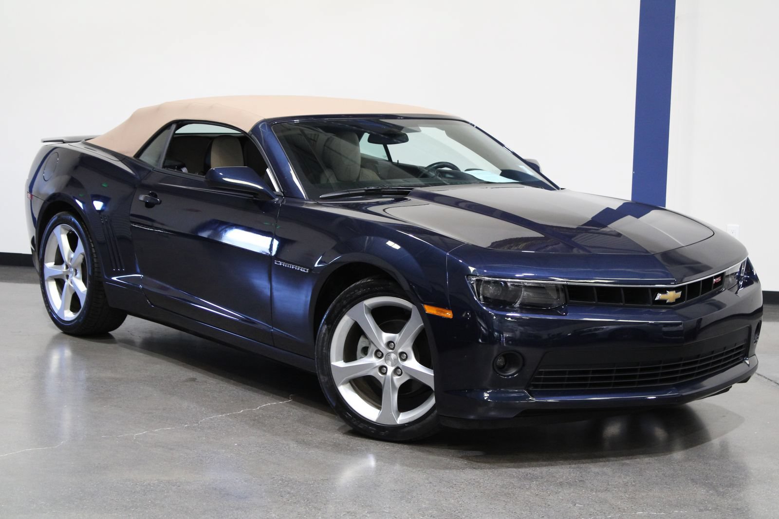 Used 2015 Chevrolet Camaro LT w/ RS Package RWD image 2