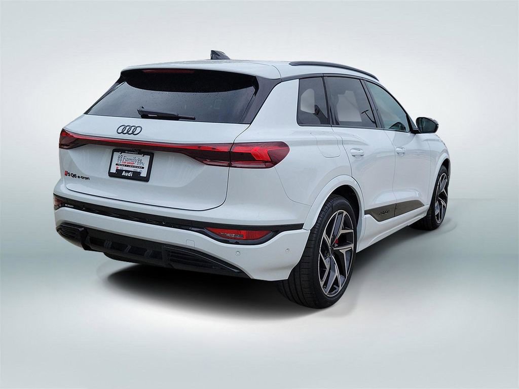 New 2027 Audi SQ6 e-tron Premium Plus AWD/4WD image 3