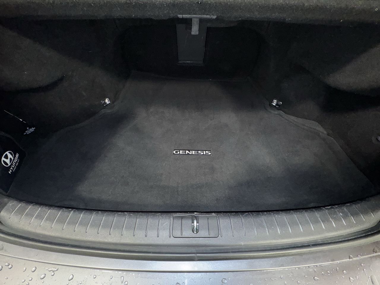 Used 2015 Hyundai Genesis 3.8 w/ Option Group 03 image 32