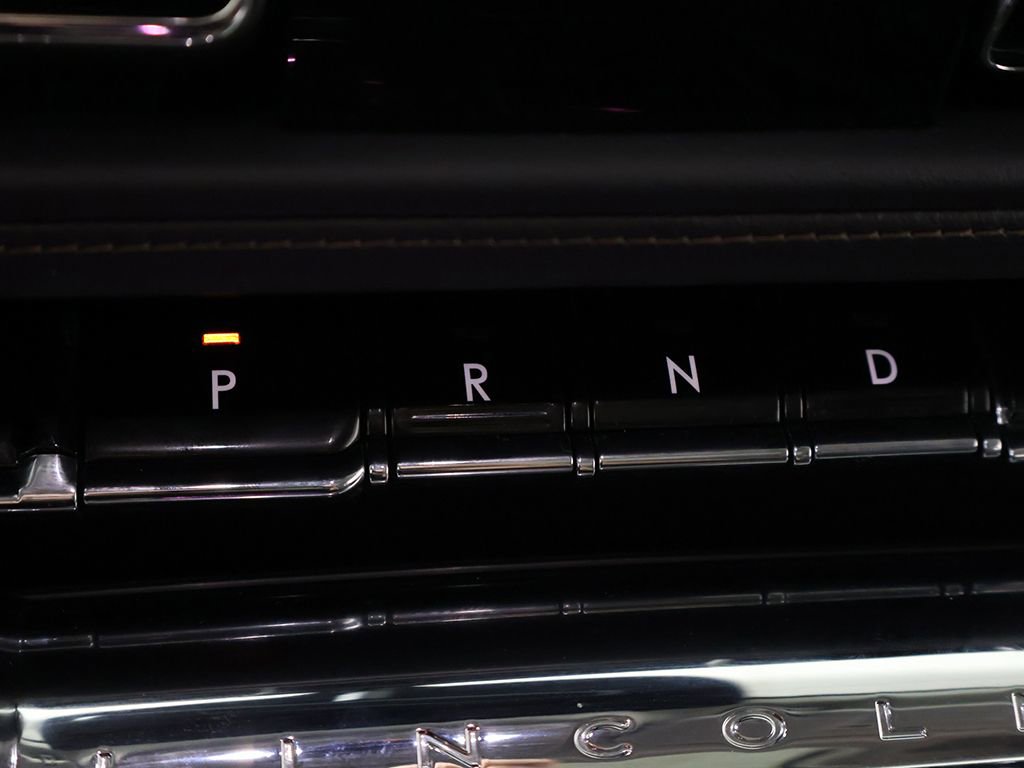 Used 2025 Lincoln Aviator Reserve w/ Equipment Group 201A AWD/4WD image 60