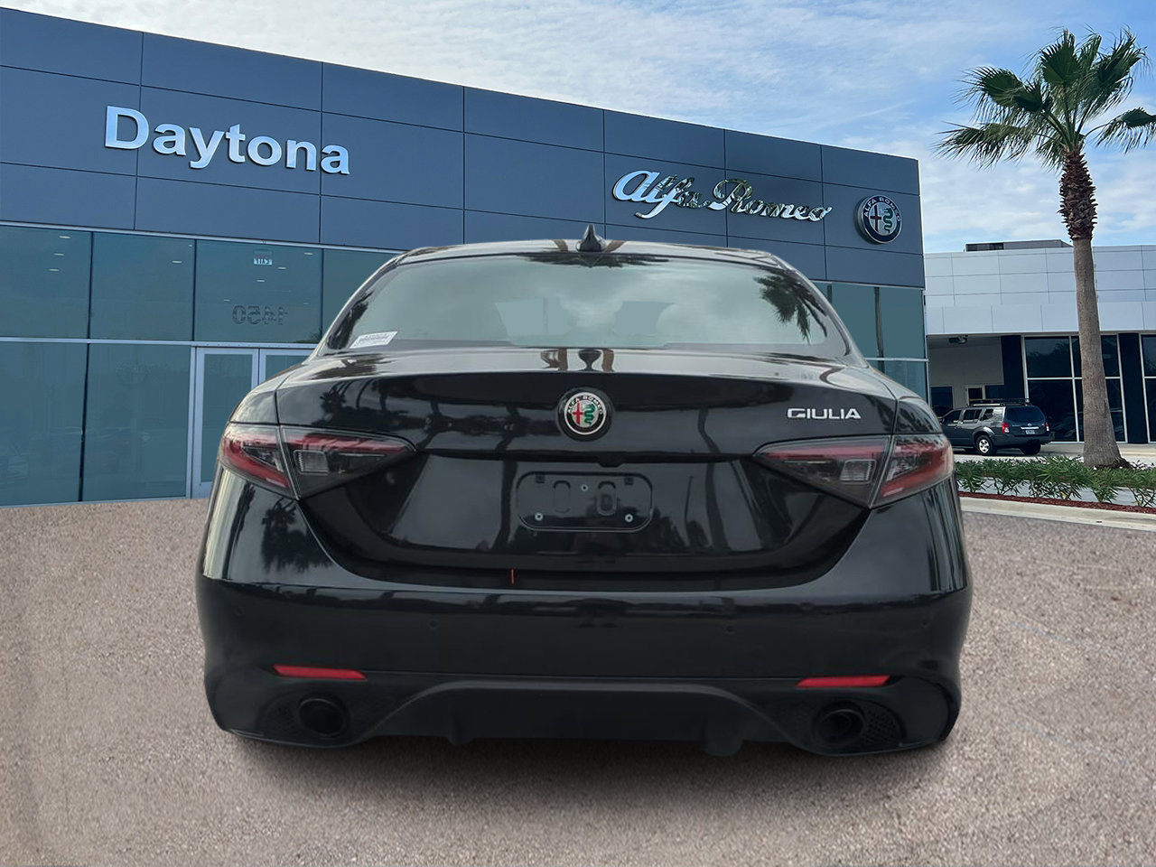 New 2025 Alfa Romeo Giulia w/ Driving Assist Package RWD image 4