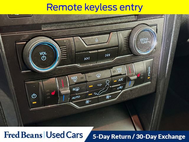 Used 2017 Ford Explorer XLT w/ Equipment Group 202A AWD/4WD image 20