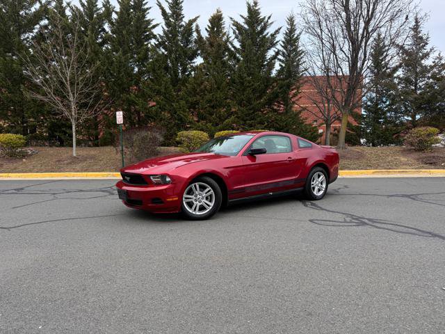 Used 2010 Ford Mustang Coupe image 1