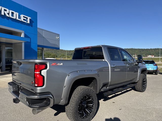 New 2025 Chevrolet Silverado 2500 LTZ w/ LTZ Premium Package AWD/4WD image 4