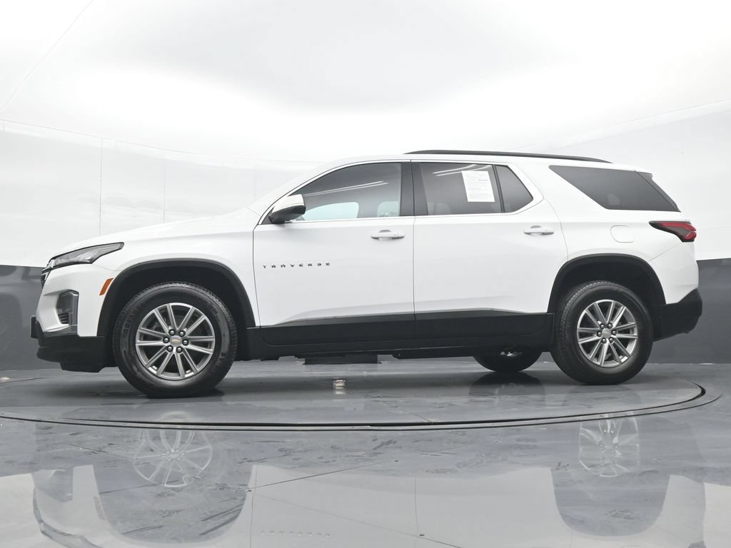 Used 2023 Chevrolet Traverse LT FWD image 27