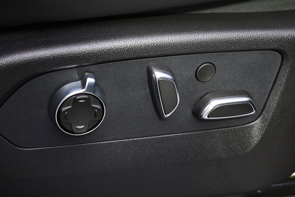 Certified 2026 Cadillac Escalade V w/ LPO, Floor Liner Package image 17