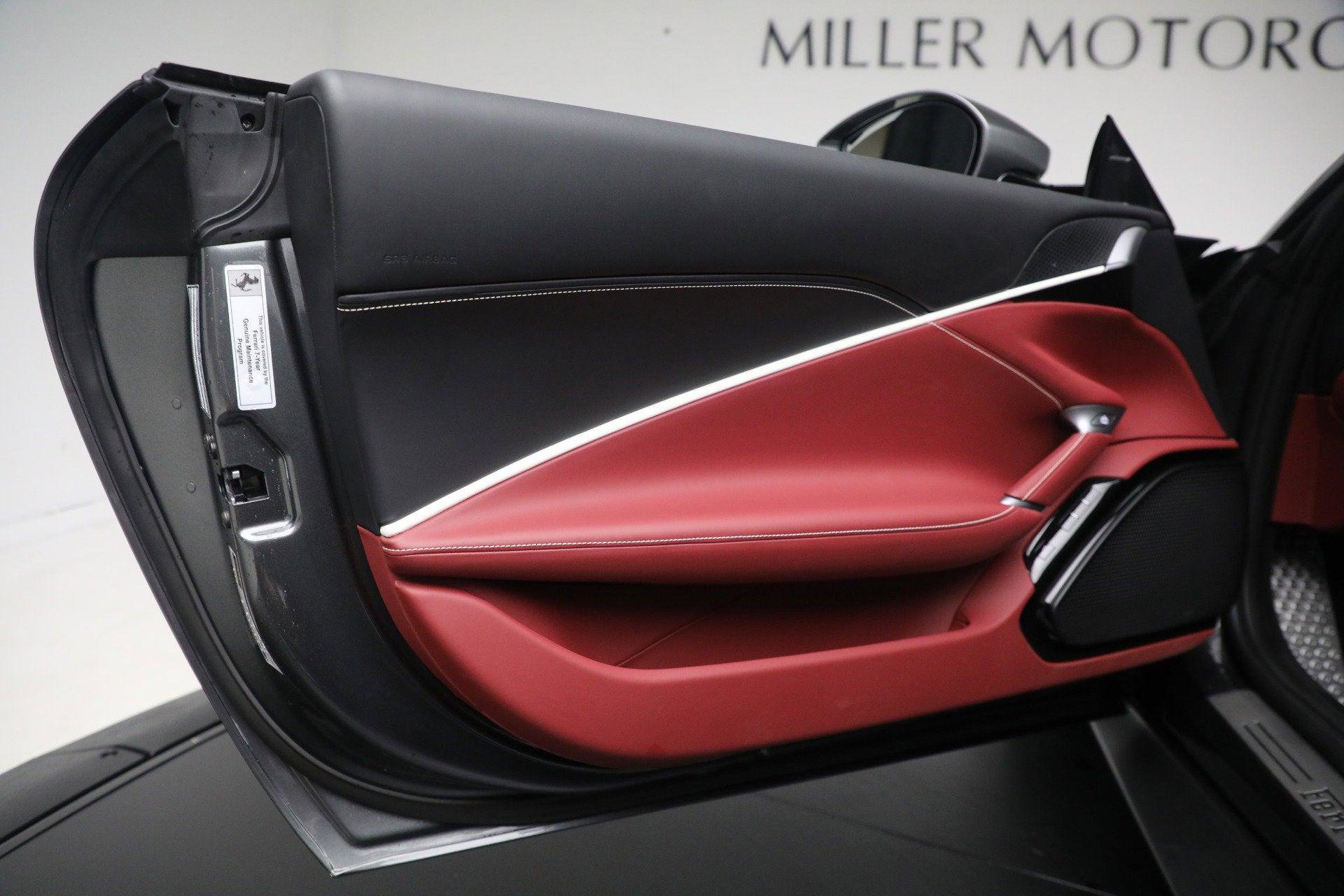 Certified 2024 Ferrari Roma image 19