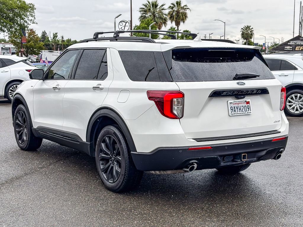 Used 2022 Ford Explorer ST-Line w/ Class IV Trailer Tow Package AWD/4WD image 2