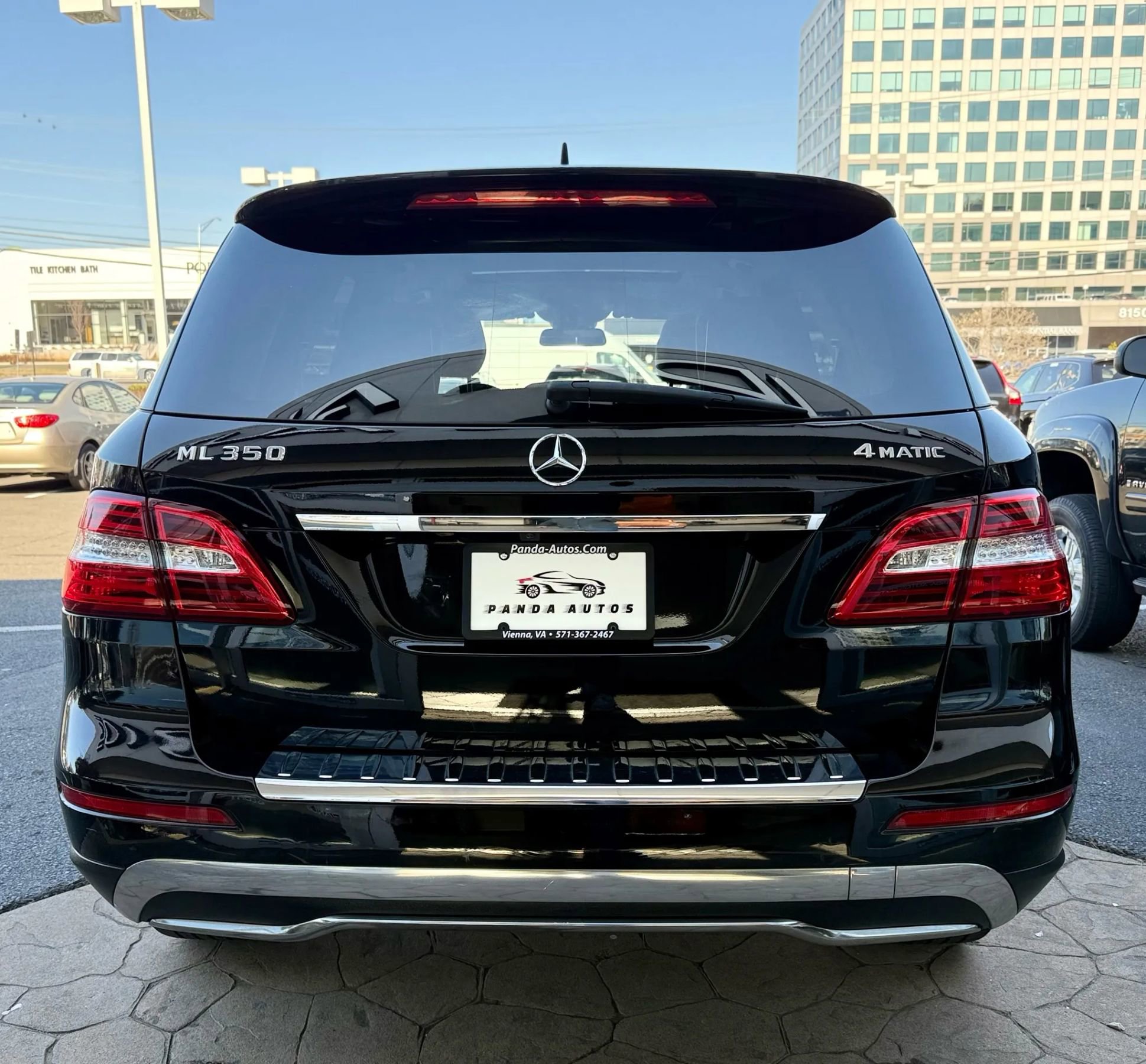 Used 2014 Mercedes-Benz ML 350 4MATIC w/ Premium 1 Package image 6