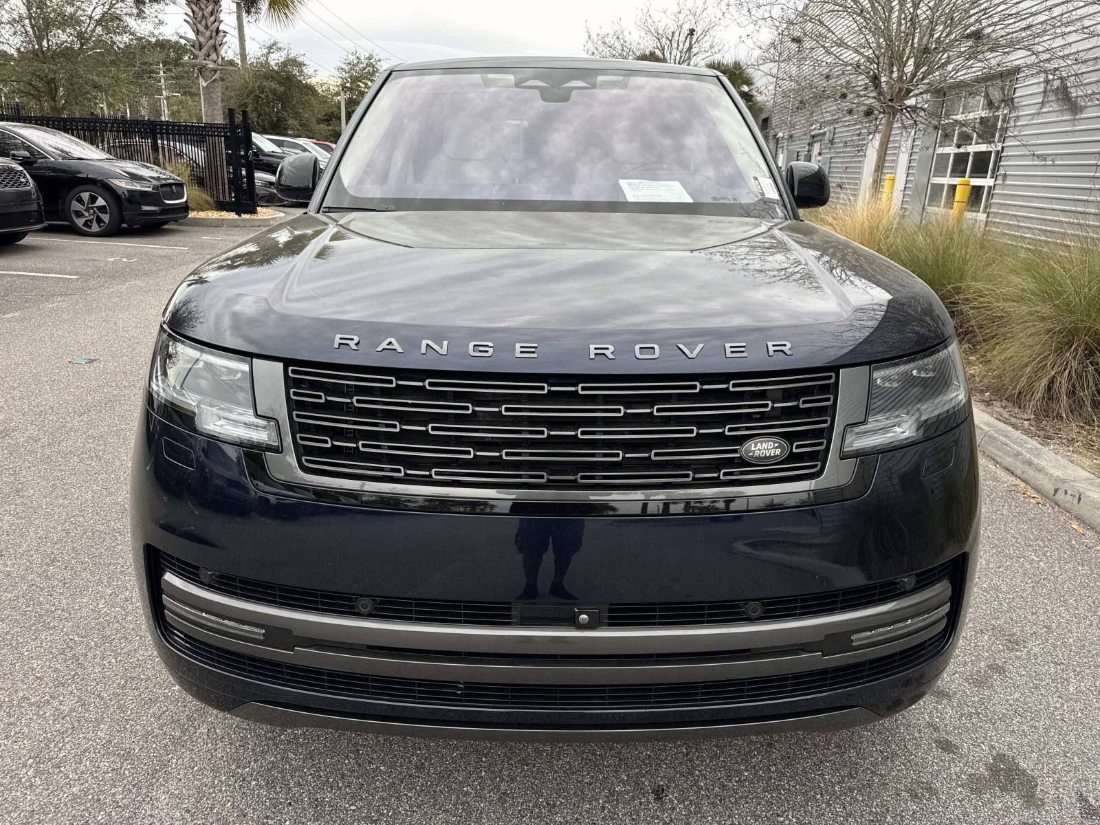 Certified 2023 Land Rover Range Rover SE image 8