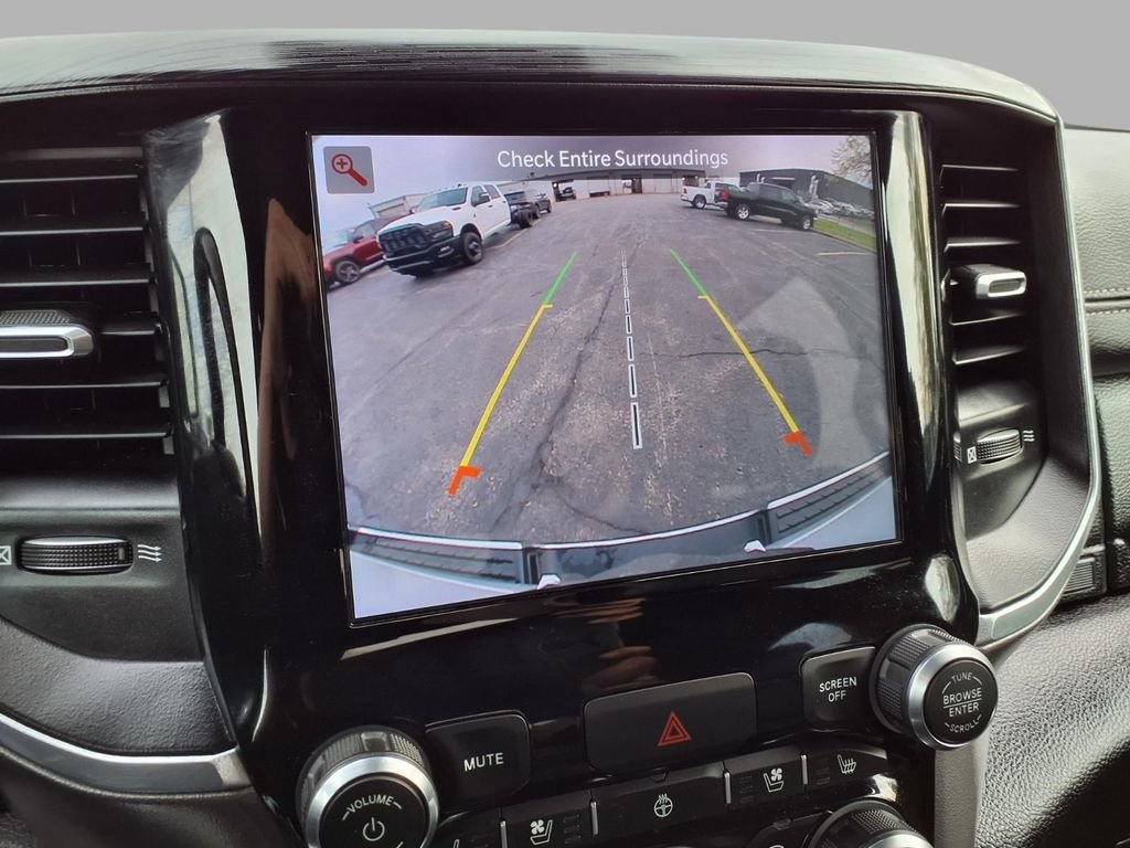 Used 2023 RAM 1500 Laramie w/ Off Road Group AWD/4WD image 6