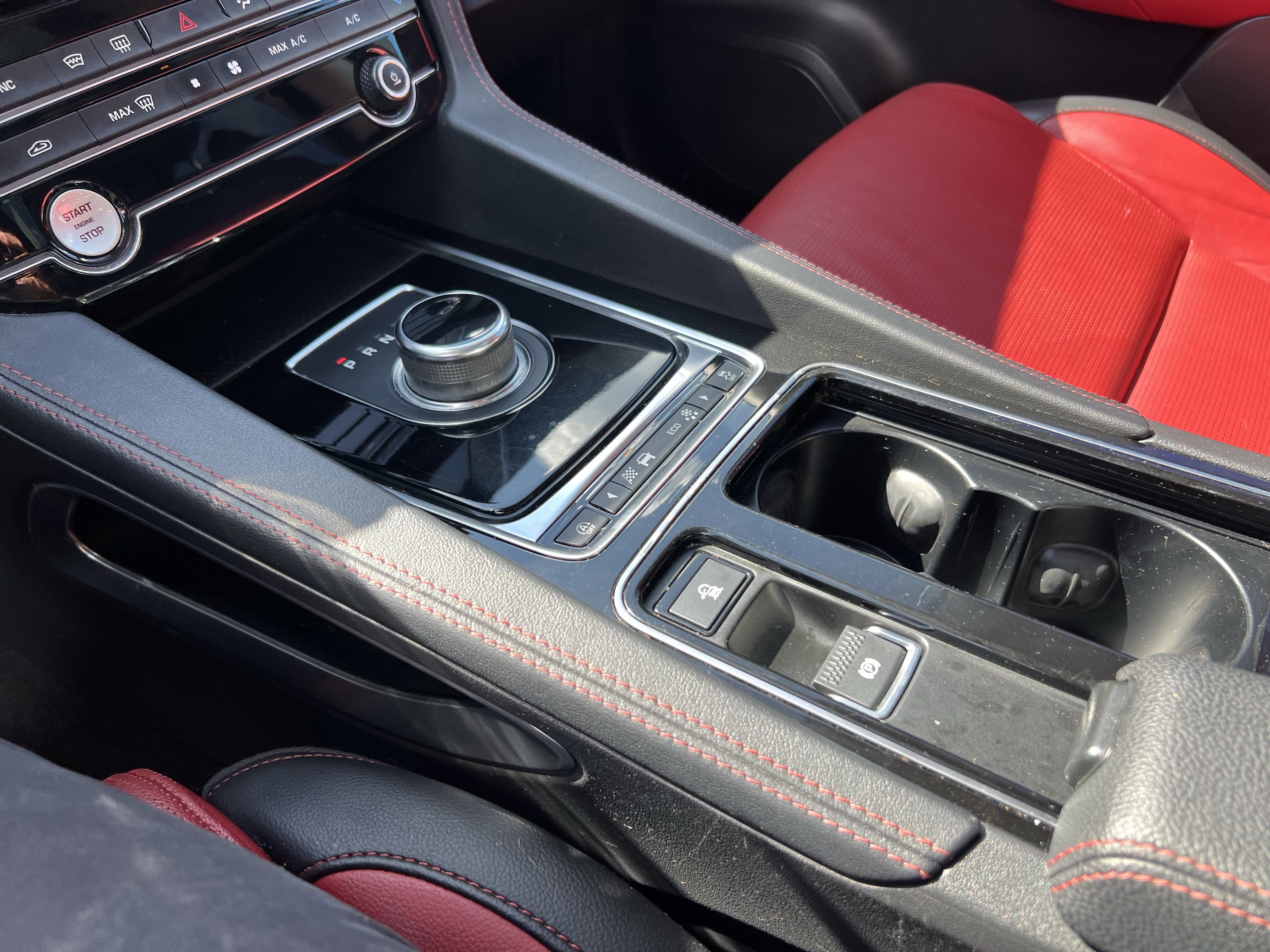 Used 2020 Jaguar F-PACE Checkered Flag image 27