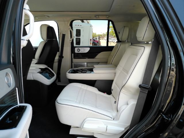 Used 2022 Lincoln Navigator Black Label AWD/4WD image 20