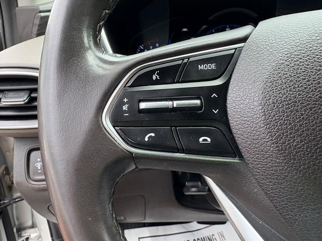 Used 2019 Hyundai Santa Fe SEL image 11