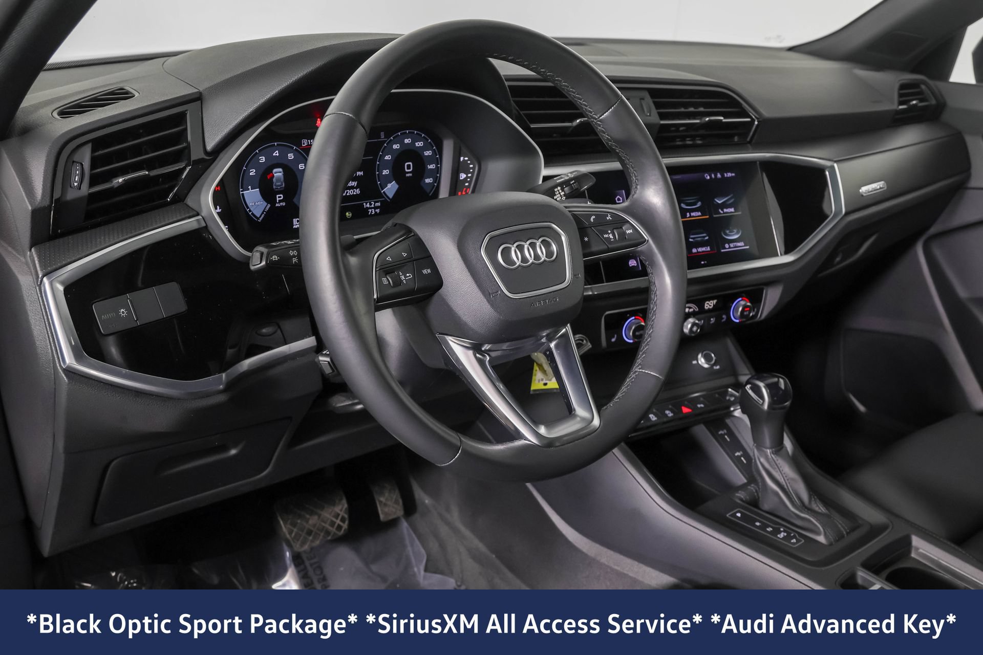 Used 2022 Audi Q3 2.0T Premium w/ Black Optic Sport Package AWD/4WD image 5