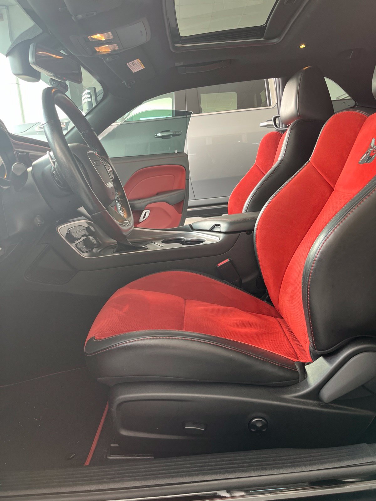 Used 2020 Dodge Challenger R/T Scat Pack RWD image 29