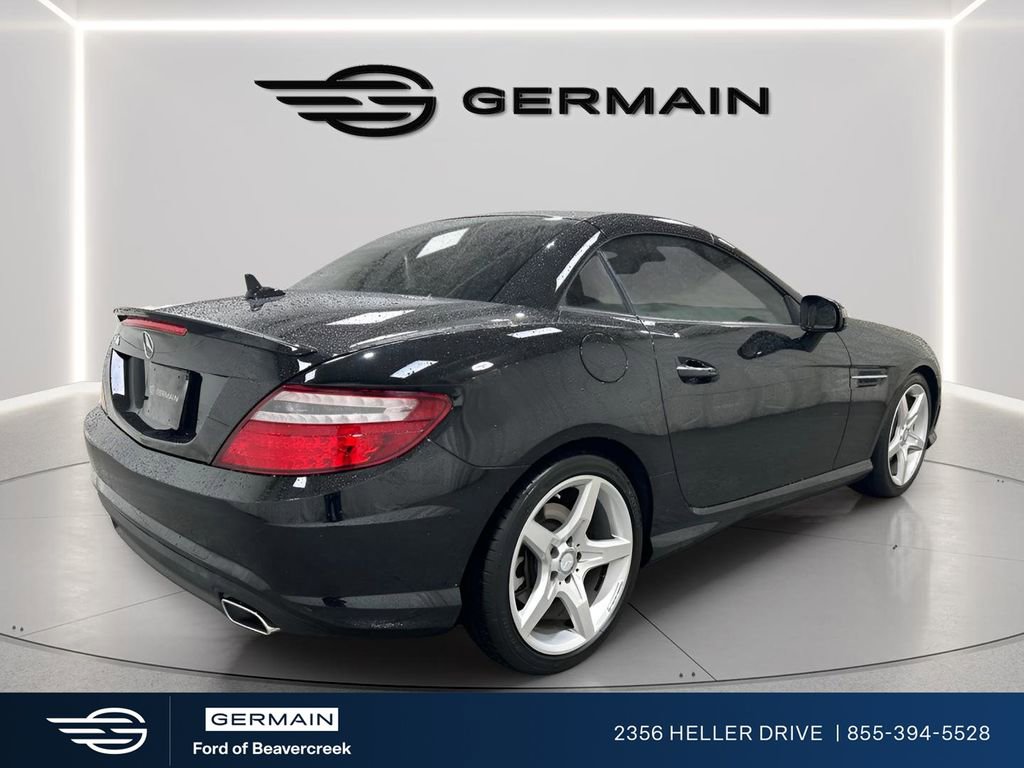 Used 2013 Mercedes-Benz SLK 350 image 8