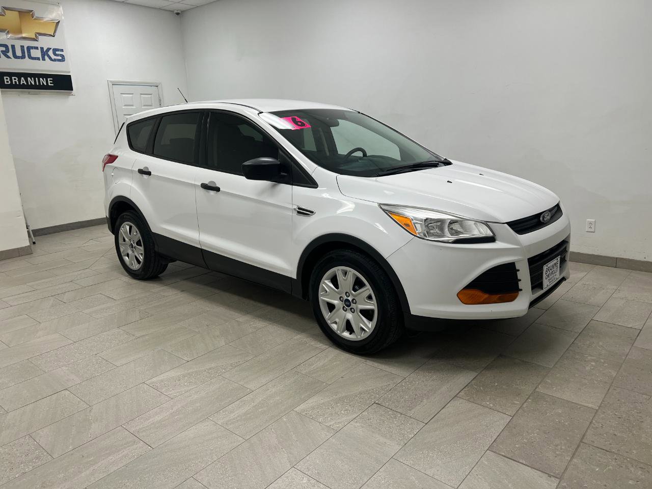 Used 2016 Ford Escape S image 3